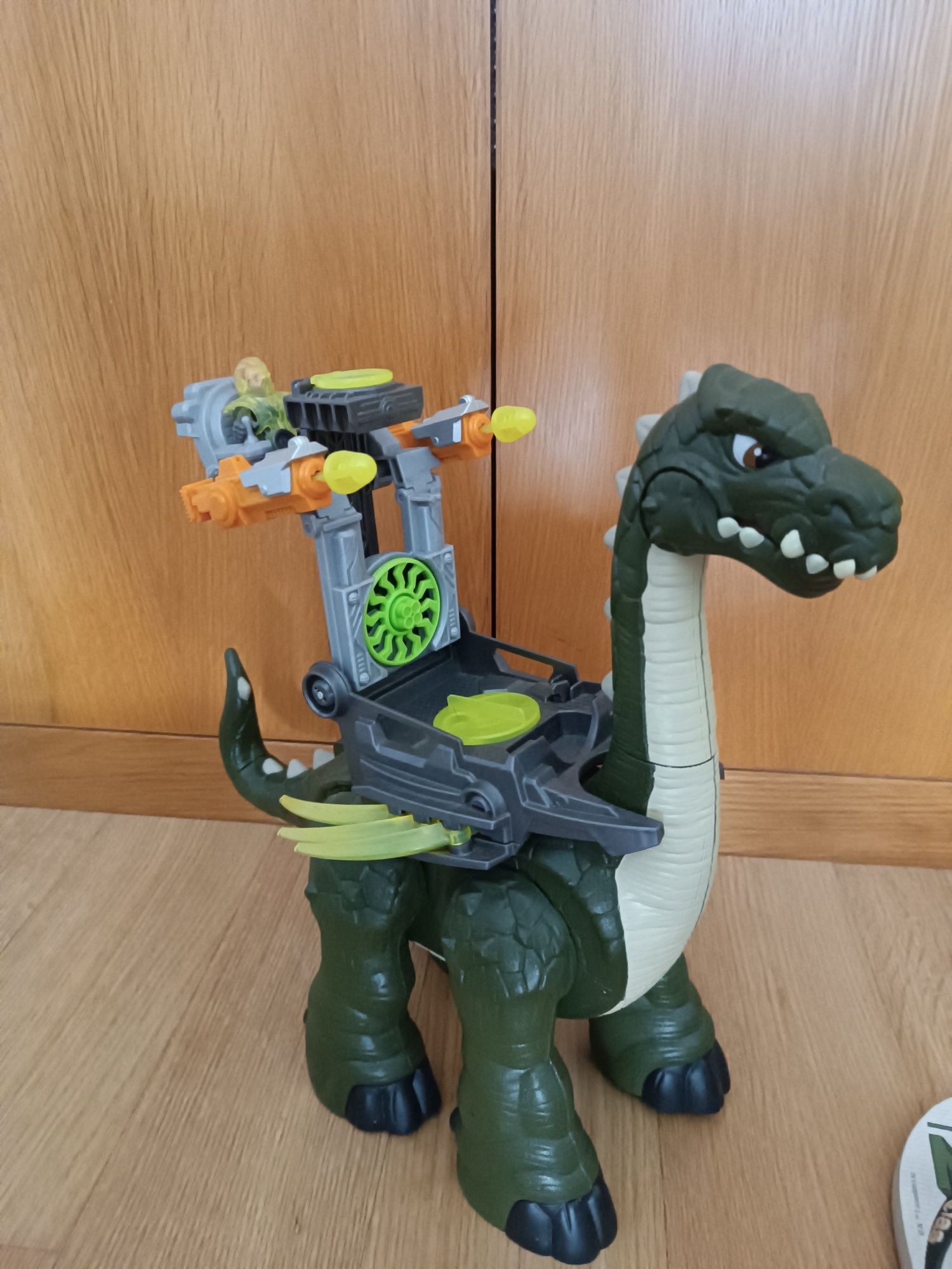Dinossauro robótico