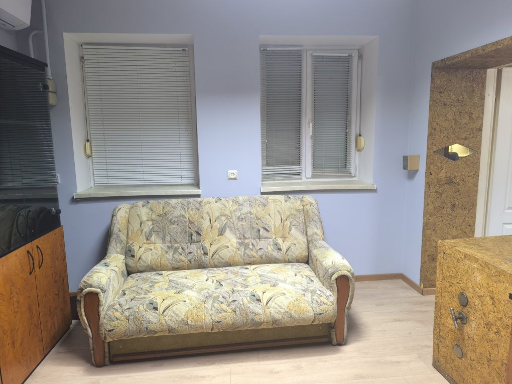 Оренда комерційного приміщення 30 м², вул. Головна