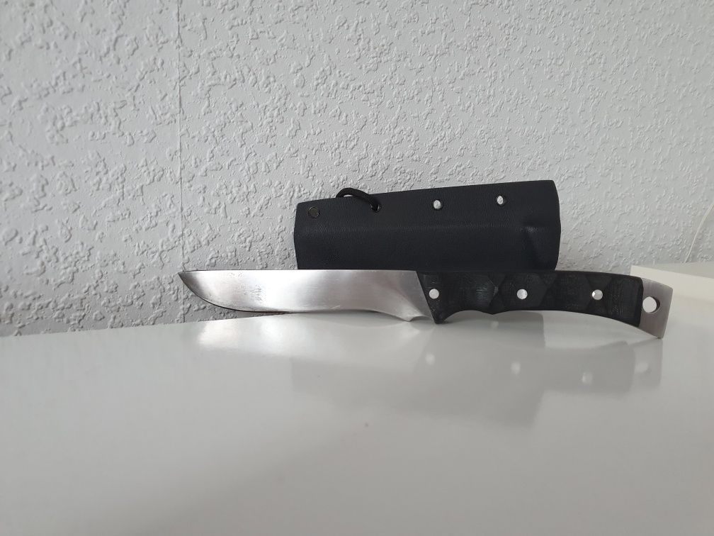 Nóż custom hand made stal resorowa ręcznie robiony wojskowy kydex