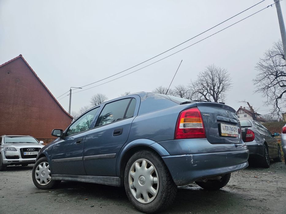 Opel Astra 1.4 benzyna // 5x drzwi // jezdzi // tanio