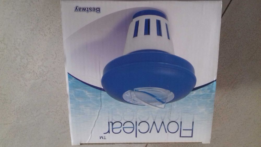 Pływak, dozownik chemii do basenu lub jacuzzi- bardzo duży