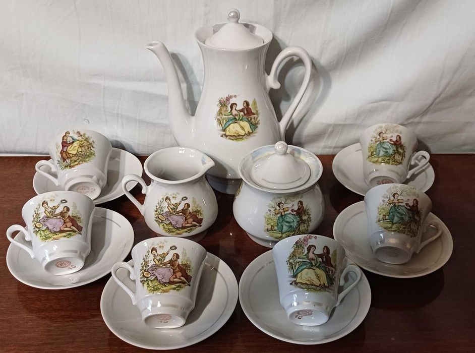 Продам сервиз кофейный