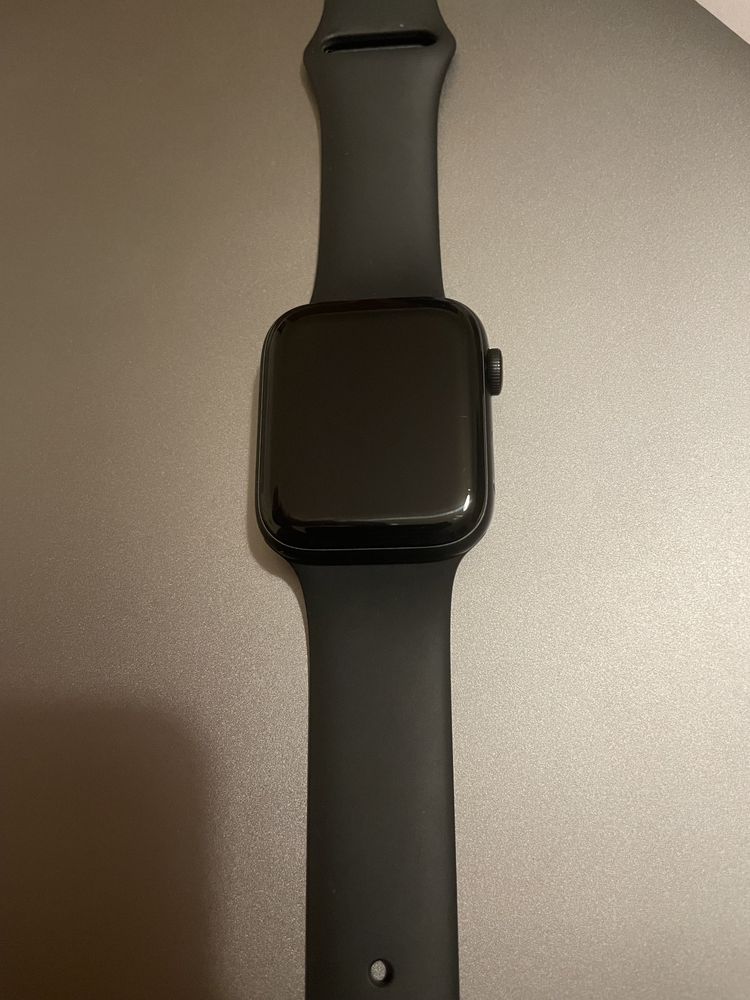 Apple Watch SE GPS+Cellular