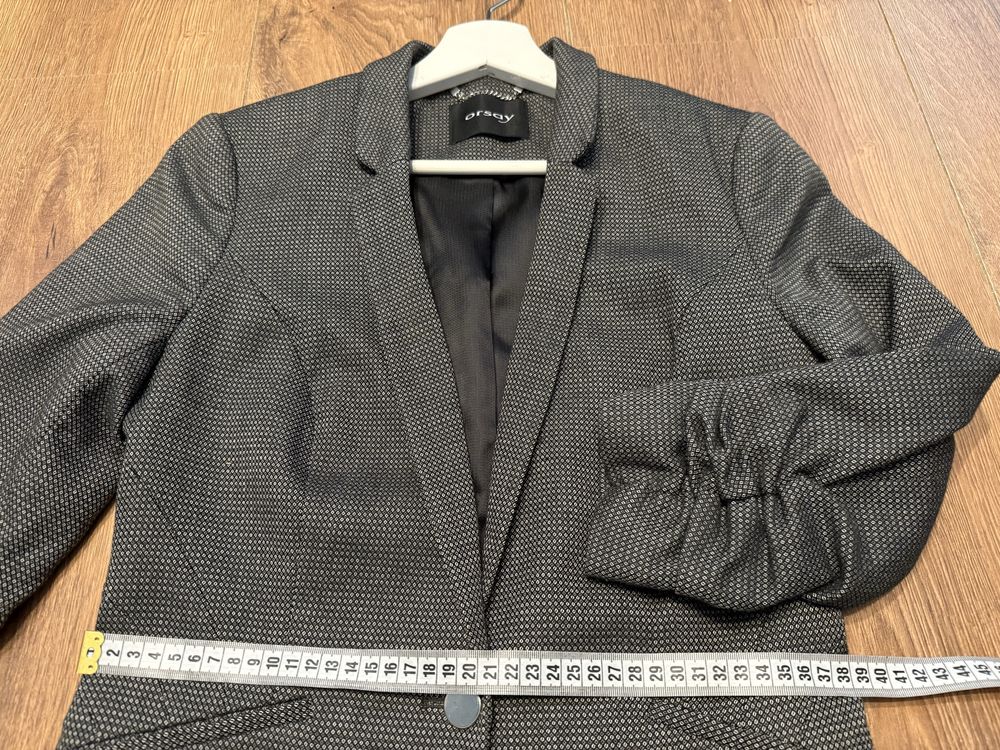 Elegancki żakiet damski Orsay r. M 38, taliowana marynarka rękaw 3/4