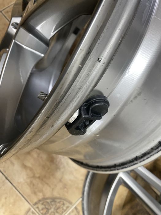 Диски R17 , 5/112 , ET48.5 , 7J*17H2 , KBA49955