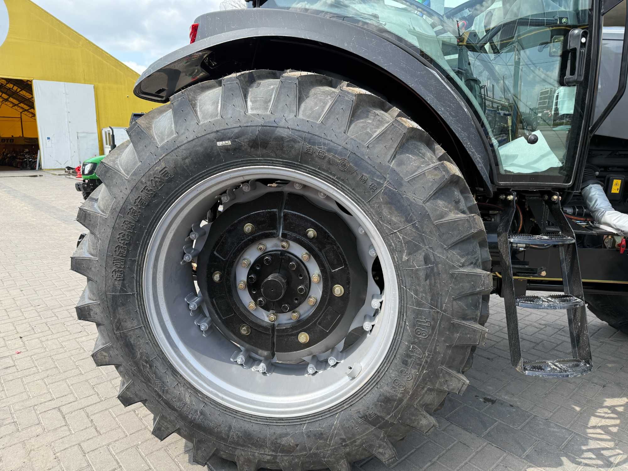 Потужний трактор СКАУТ ТD-1304C!130к.с.!кондиціонер!