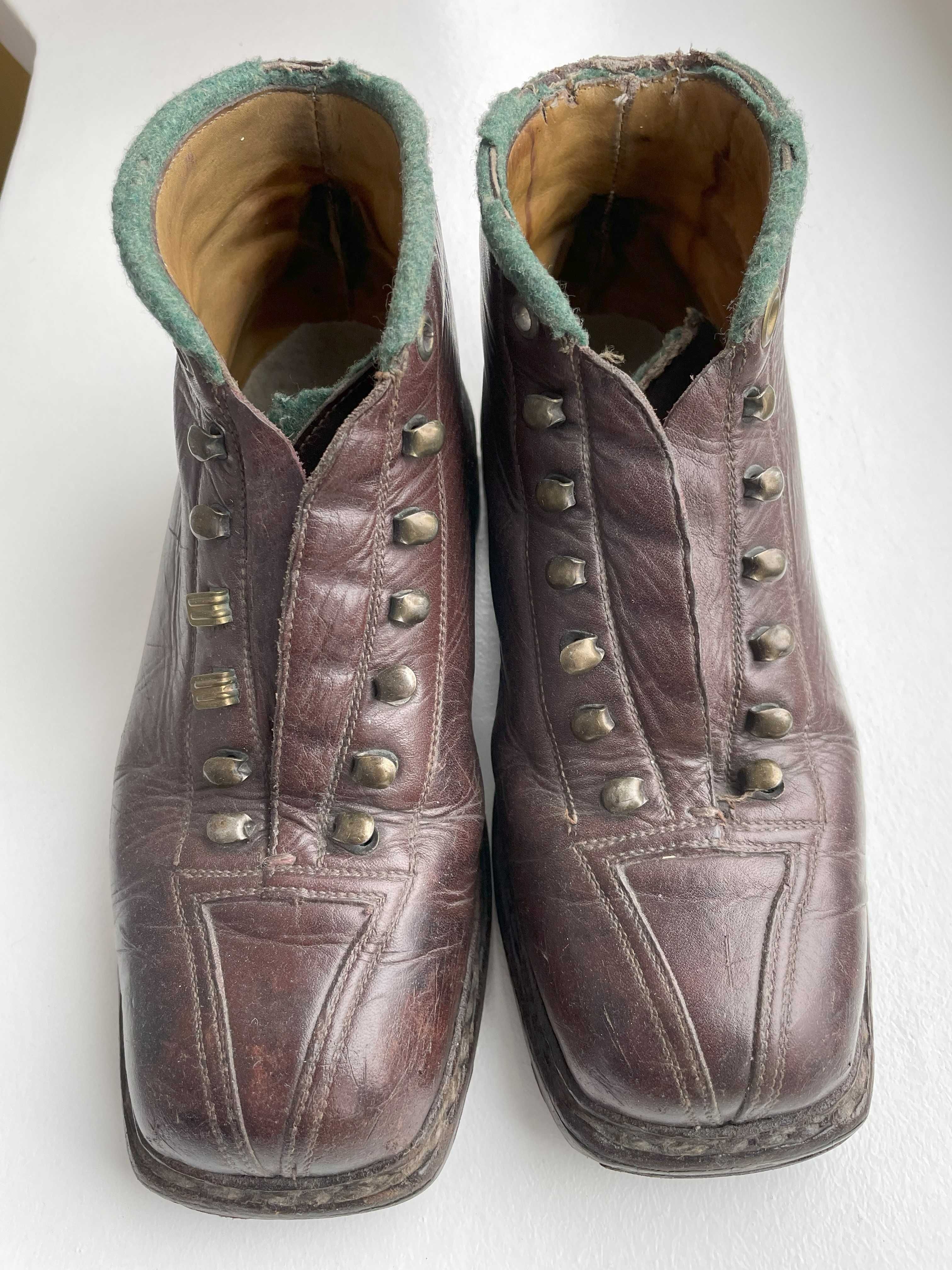 Kolekcjonerskie buty narciarskie lata 50-te