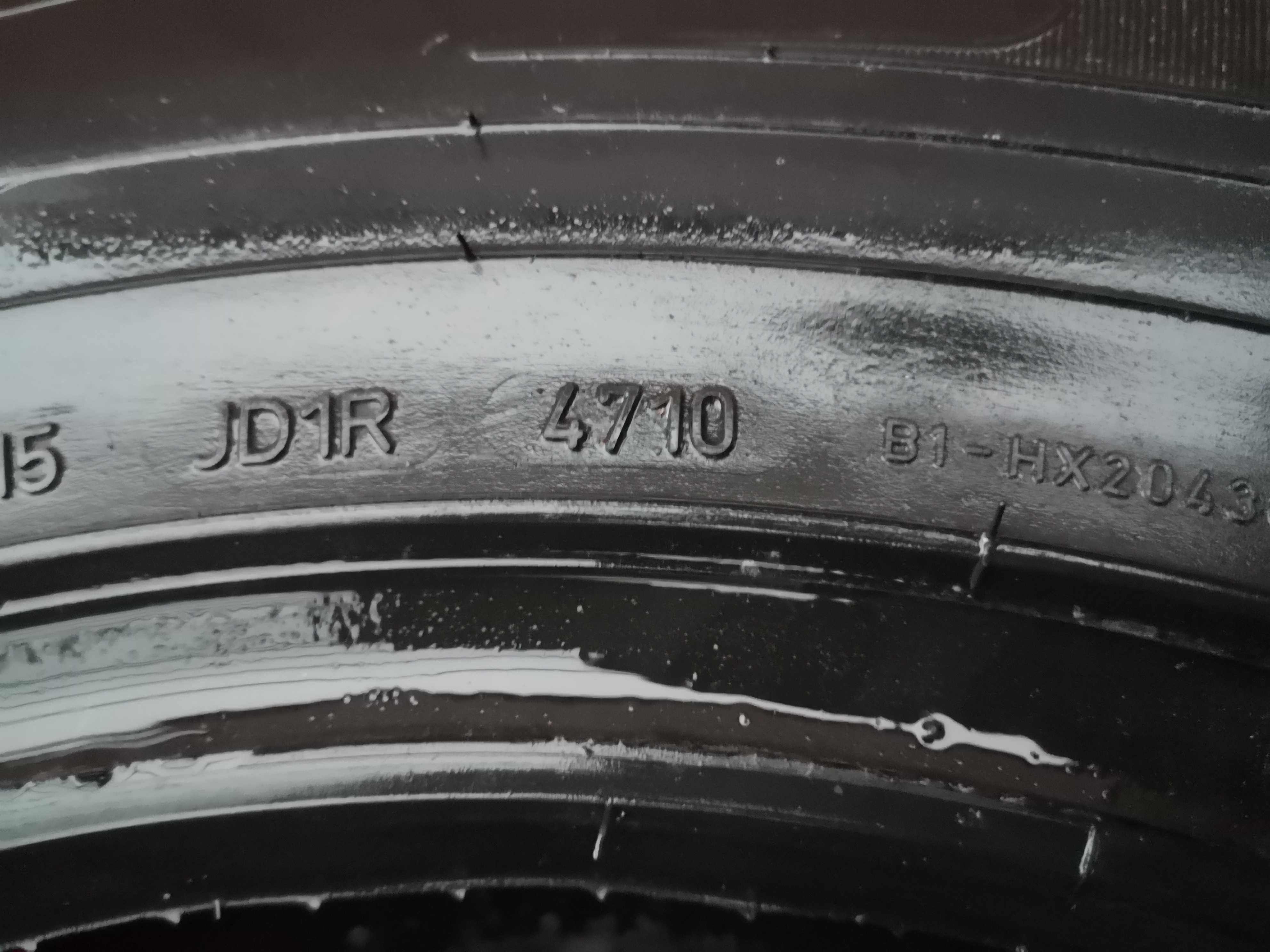 245/65 R17 111H - Dunlop Sp Winter Sport 3D (4 sztuki)