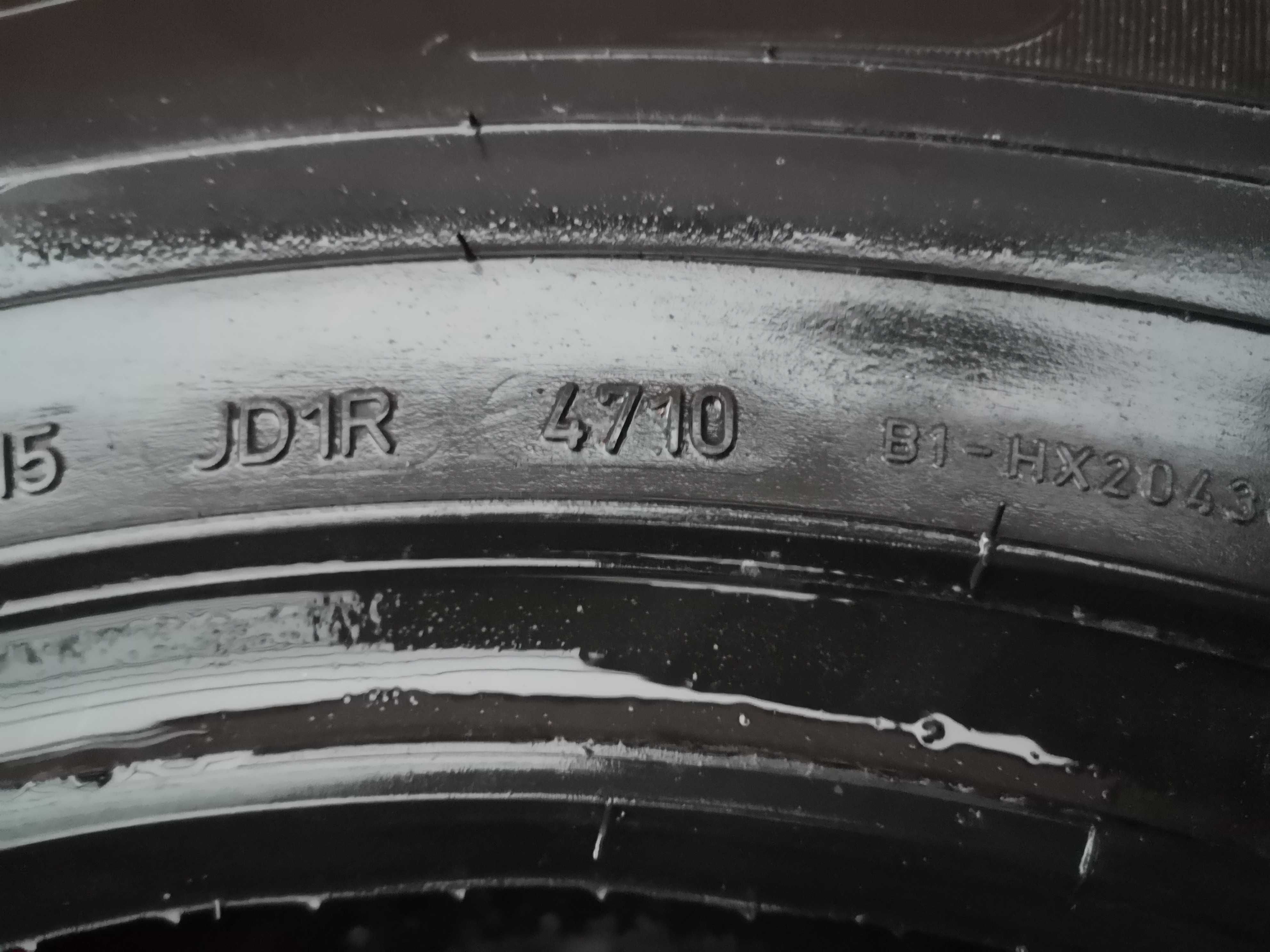 245/65 R17 111H - Dunlop Sp Winter Sport 3D (2 sztuki)