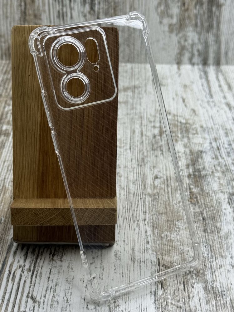 Чехол противоударный на Motorola Edge 40/ 40 Neo/ G24. Прозрачный