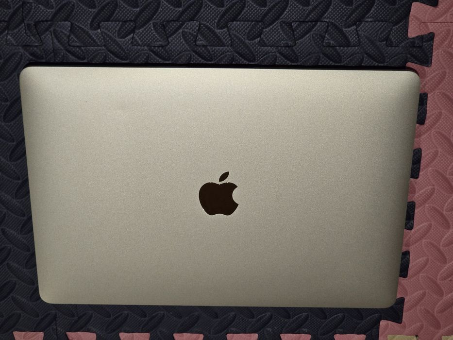 Apple MacBook Air A2337 m1 8 256