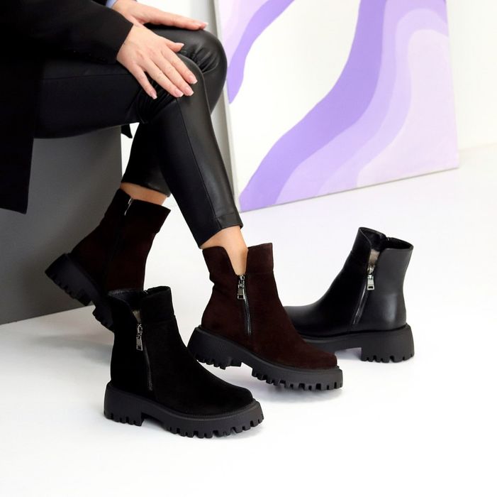 Жіночі шкіряні зимові черевики в кольорах