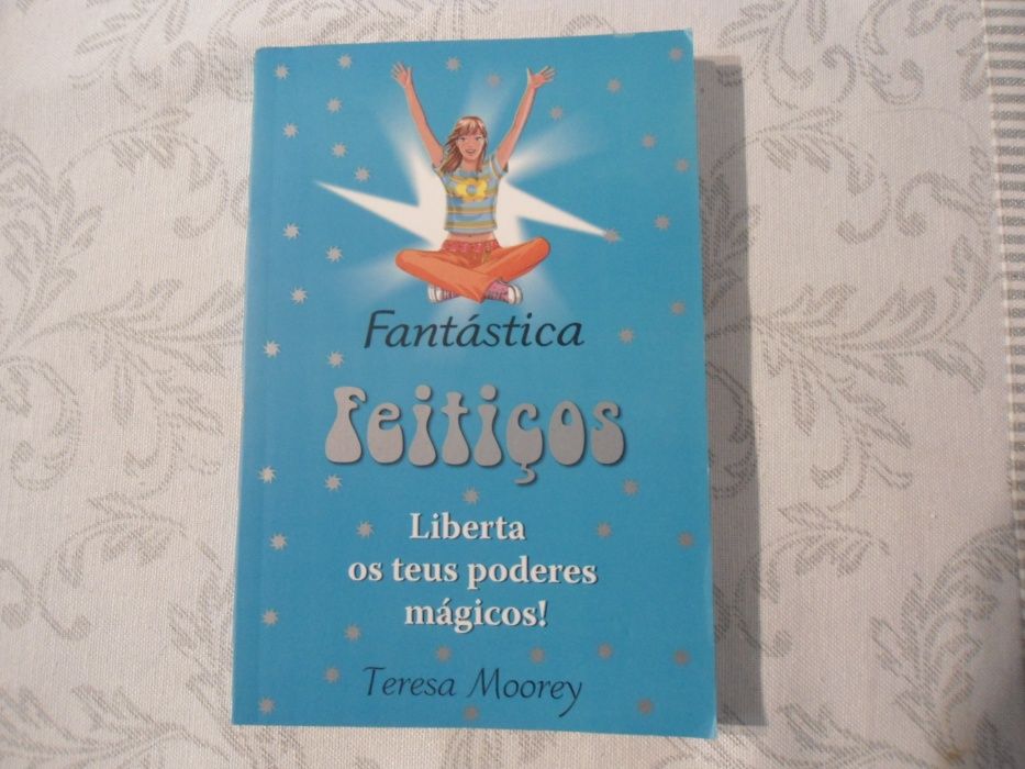 Feitiços - Teresa Moorey (2005)