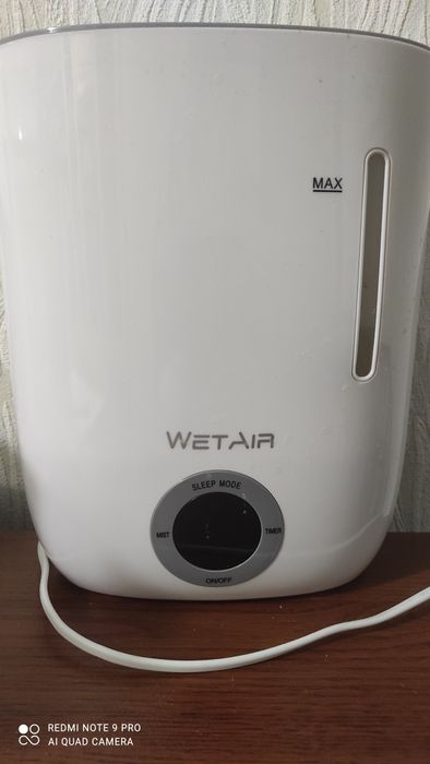 Продам увлажнитель WetAir