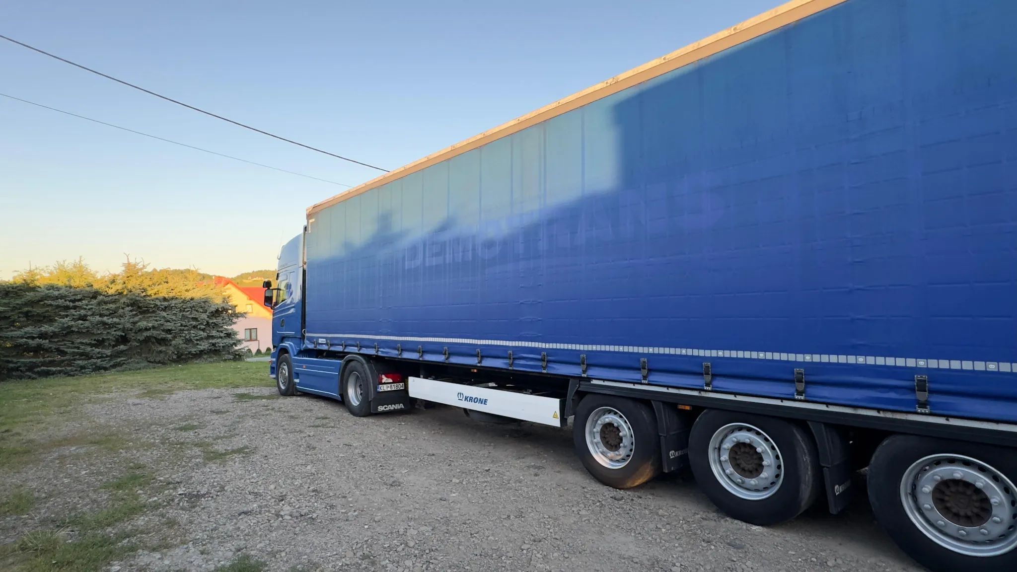 Krone  KRONE opony 385/55 pół mega