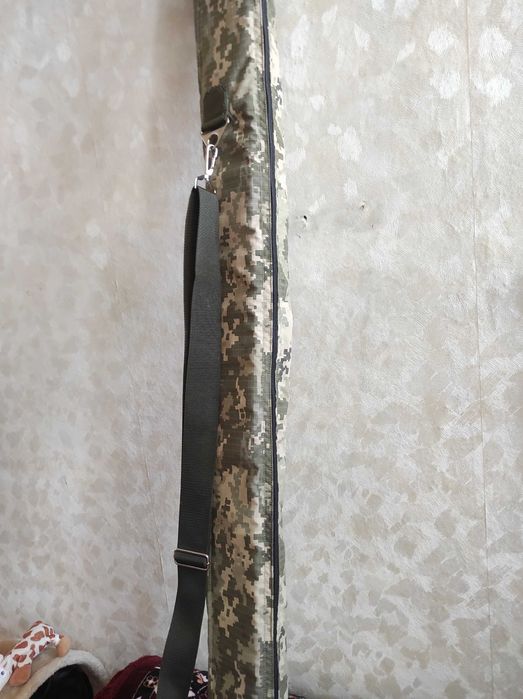 Продам  чехол  для  спиннинга