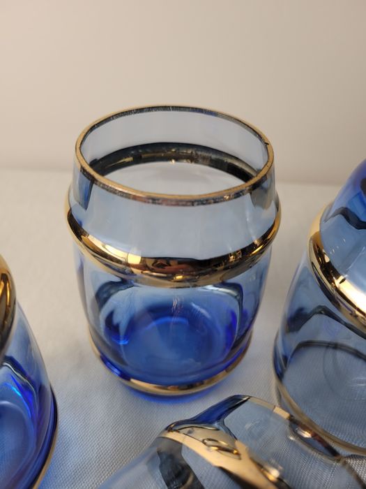Zestaw 6 szklanek do napojów niebieskie szkło vintage