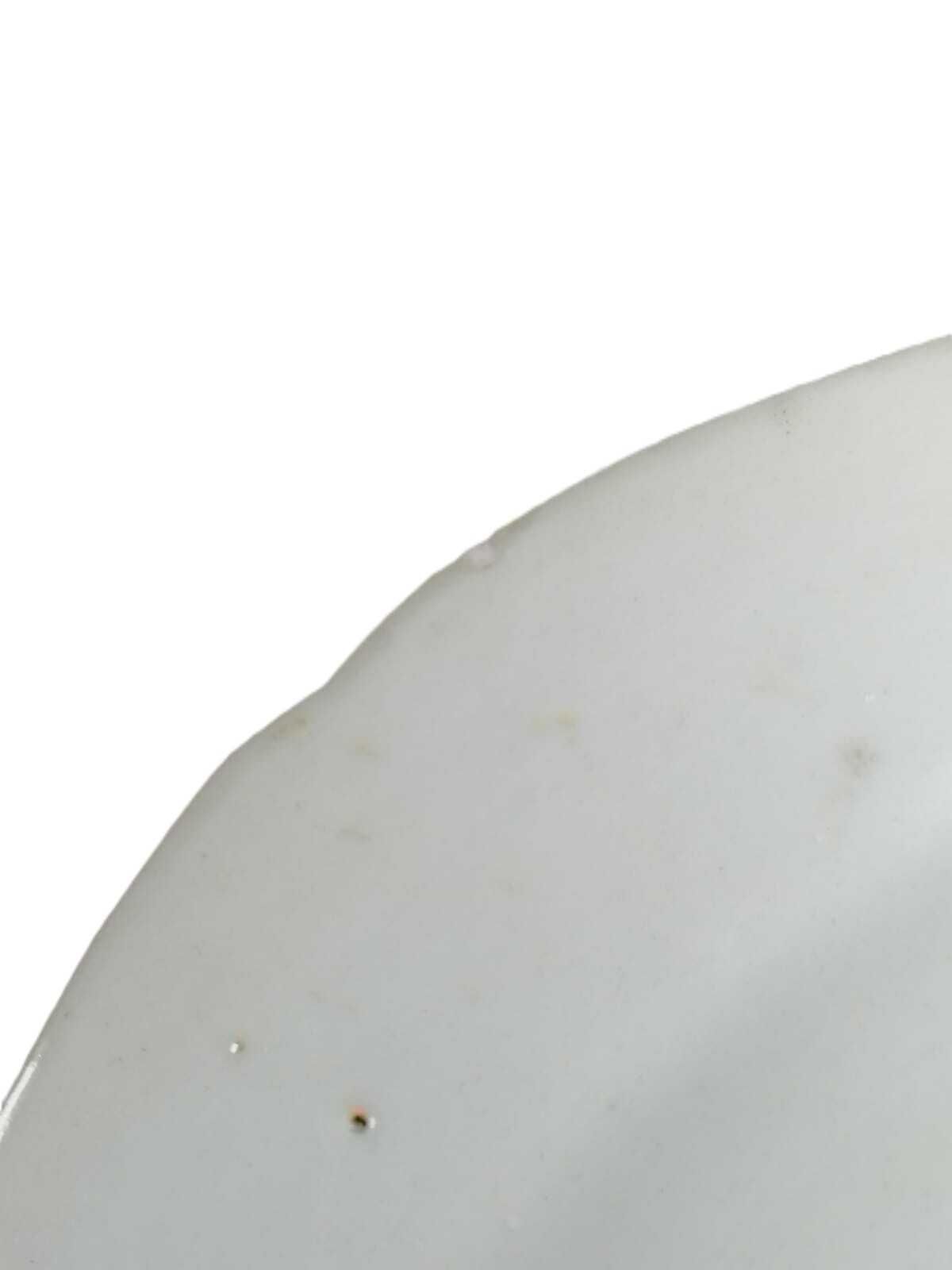 Prato de porcelana chinesa 
Período Qianlong