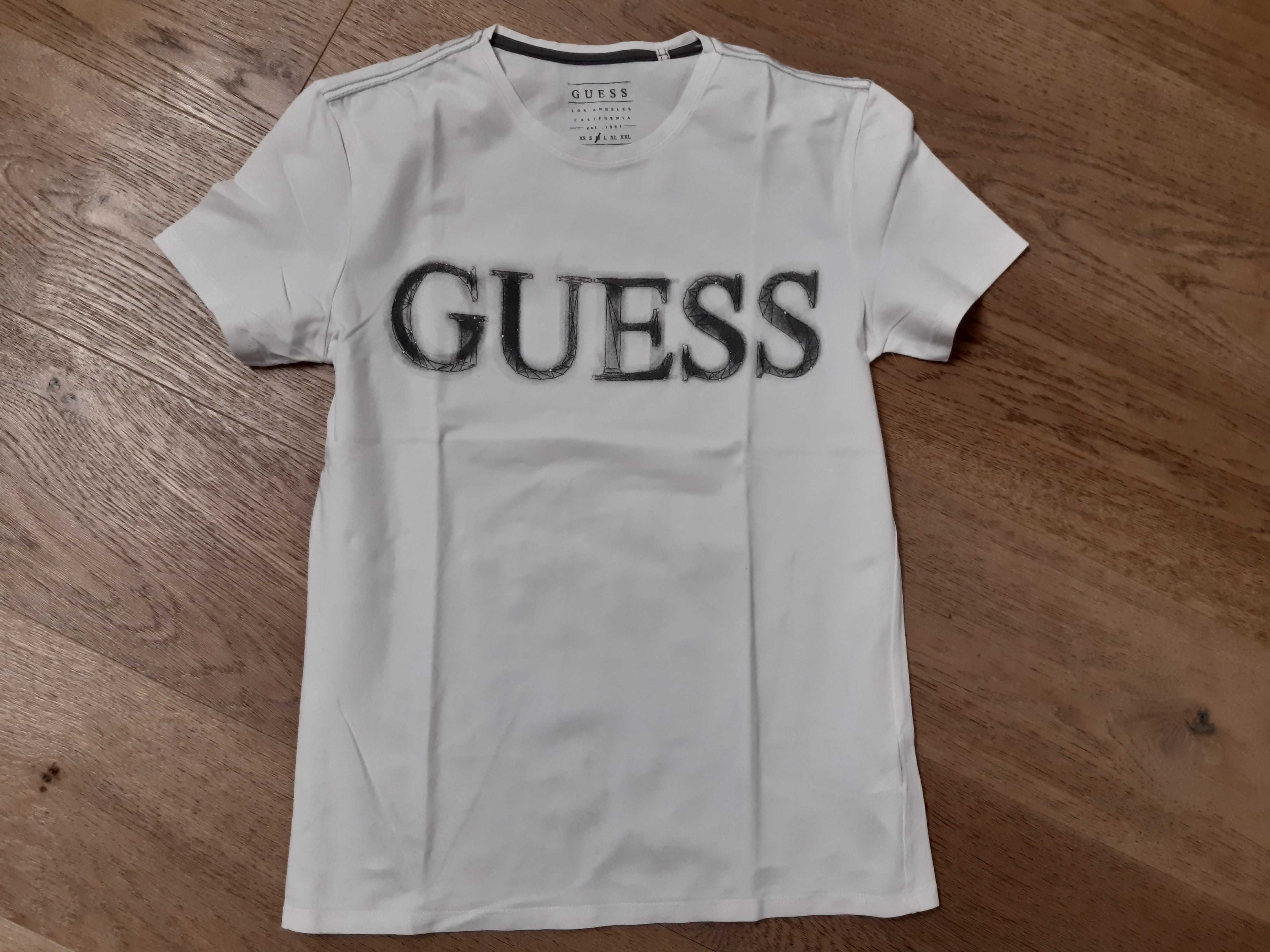 Koszulka Guess, r. M