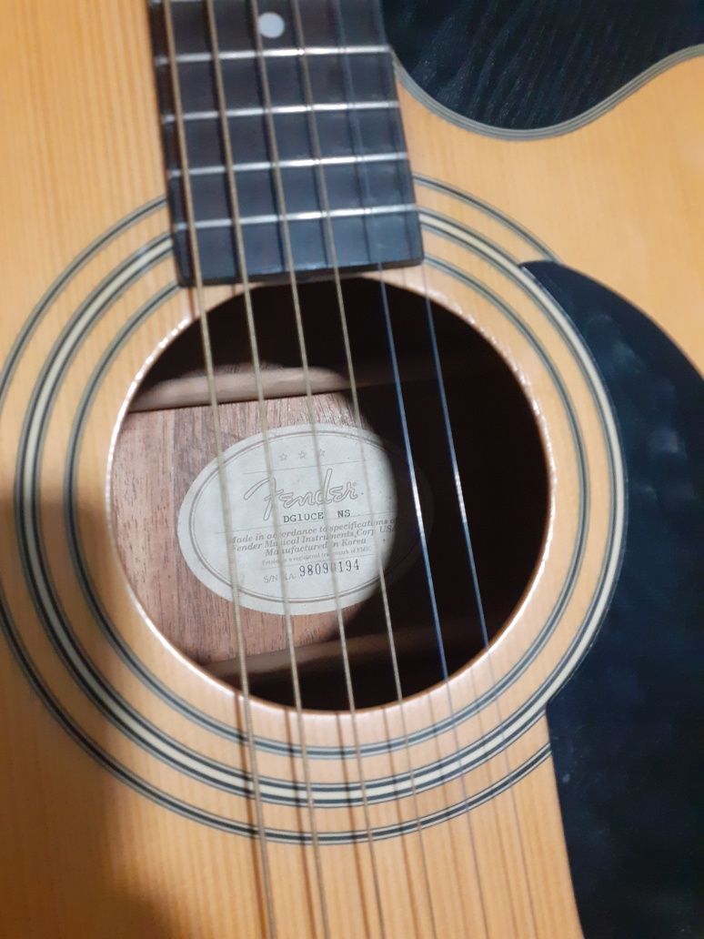 Gitara akustyczna Fender