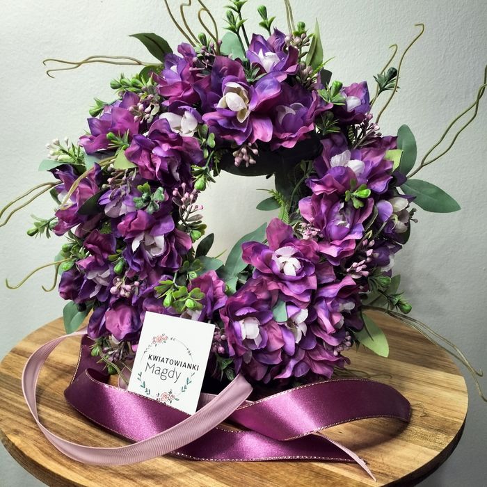 Wianek na drzwi, prezent