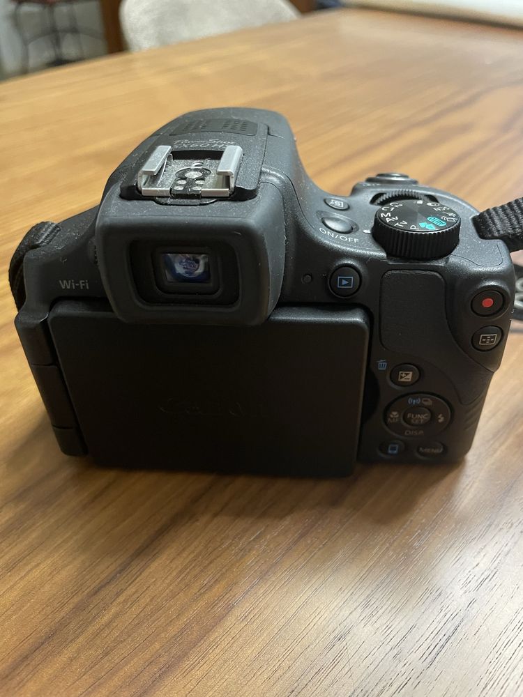 Canon SX 60 HS + Cartão memória- como nova