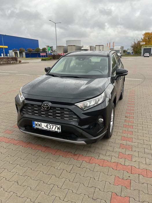 Toyota RAV4 drugi właścicel, gwarancja producenta, stan bardzo dobry
