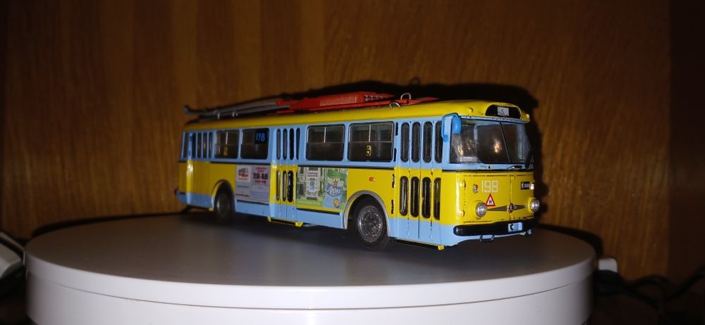 Skoda-9Tr (Skoda-9TrH25 №198 навчальна) 1:43 масштаб Наши Автобусы