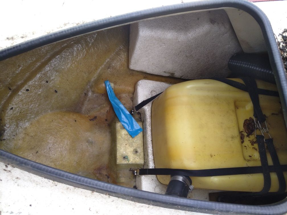 Kadłub skorupa skuter wodny kawasaki jetski Jet ski dwuosobowy