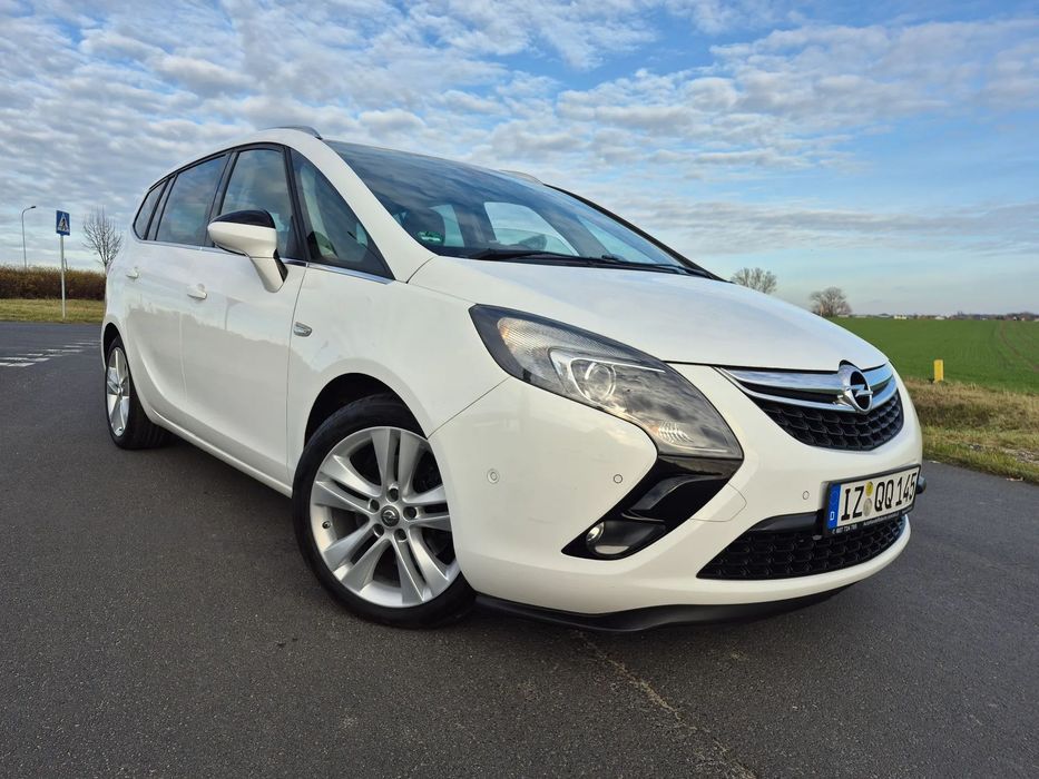 Opel Zafira 2.0 diesel ,NAVI ,KAMERA ,SKORY ,7-foteli ,pdc ,Niemcy