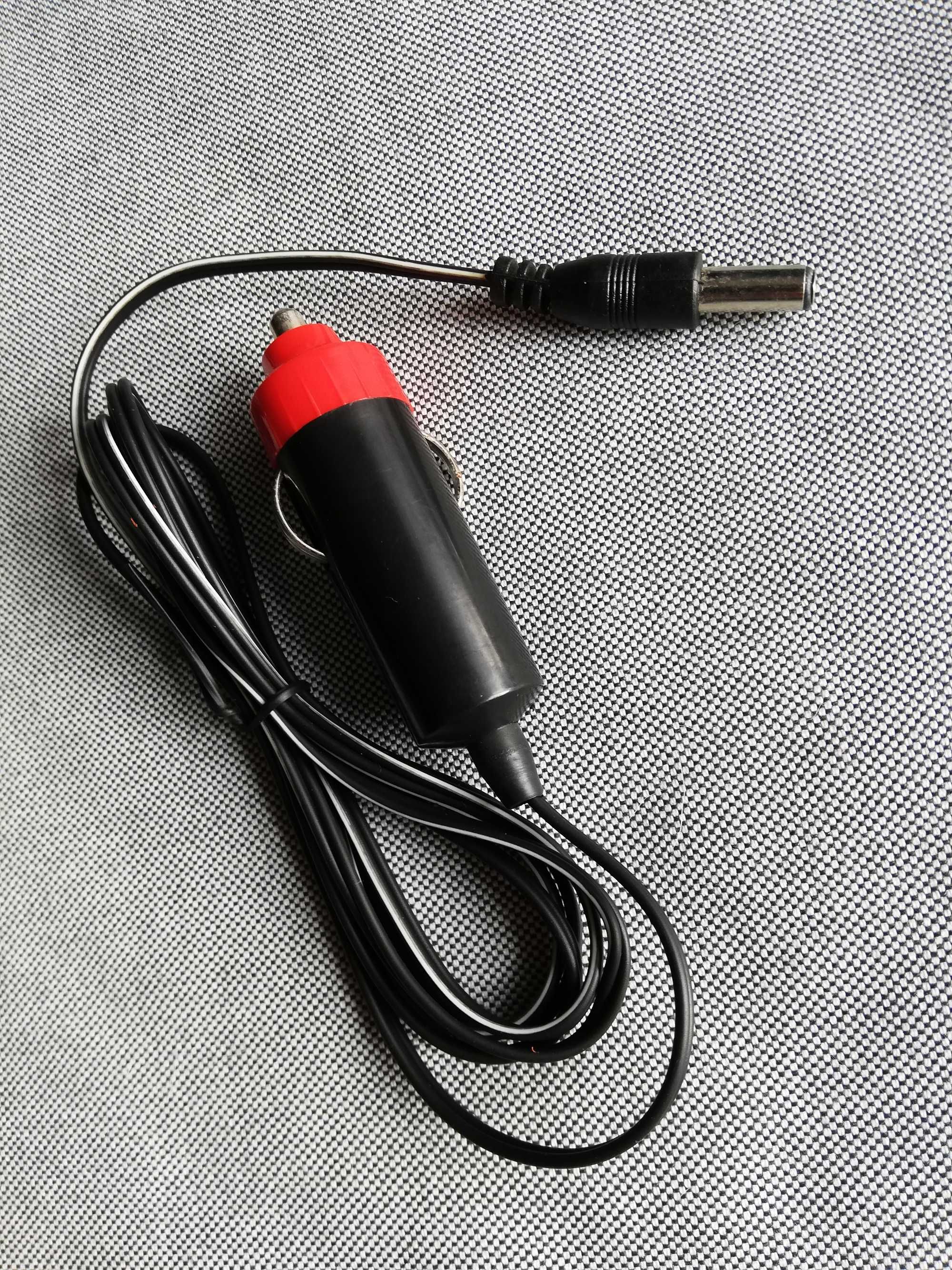 Ładowarka zasilacz 12V / 500mA - wtyk DC 5,5 / 2,5 mm