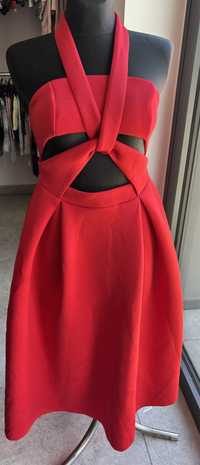 Czerwona sukienka rozmiar 40  piękna