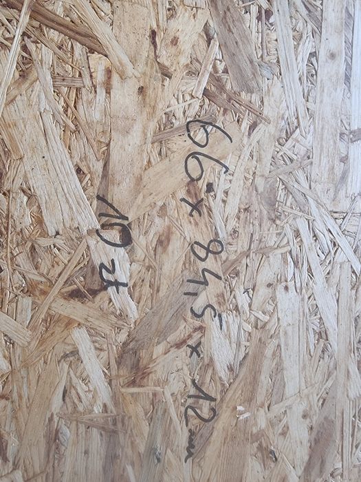 Płyta OSB 22mm 122.5x137.5 12mm