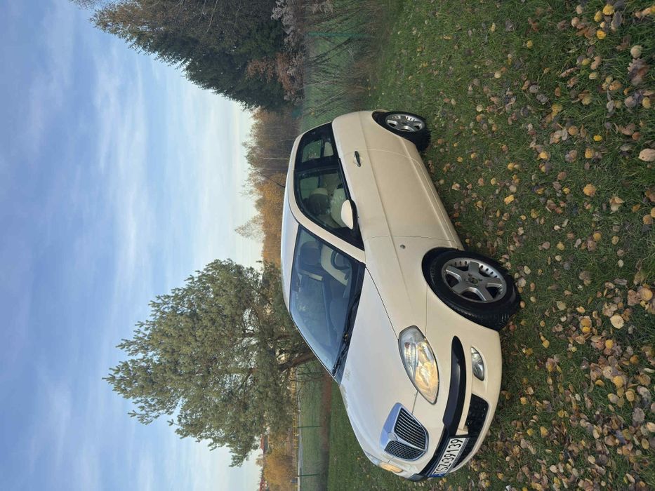 Sprzedam Lancię Ypsilon