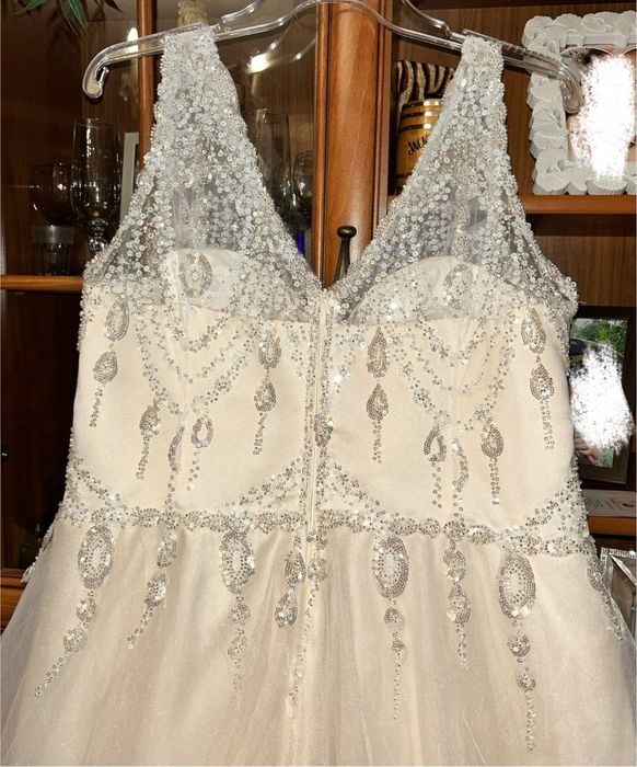 Piękna suknia ślubna