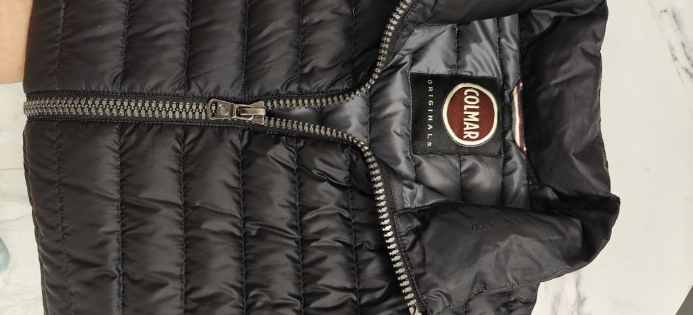 Оригінальний пуховик Colmar в ідеальному стані.