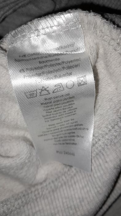 Sweter na guziki chłopięcy 110 cm 4/5lat