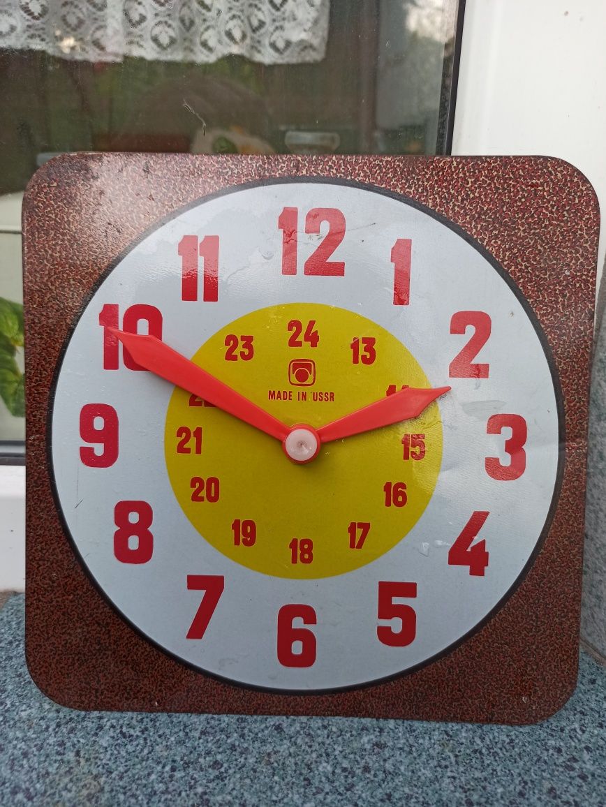 Часы СССР развивающая игрушка антиквариат