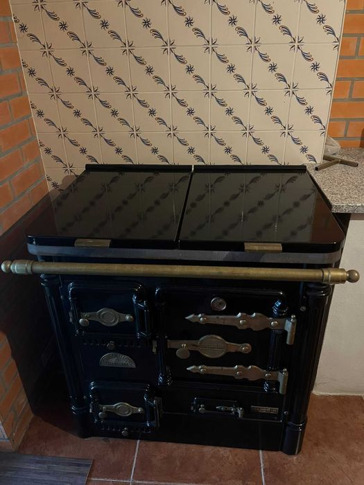 Fogão a Lenha Cozinha e Aquecimento Hergóm