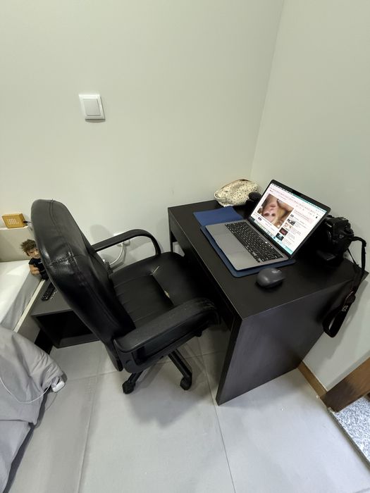 Vendo mesa + oferta cadeira
