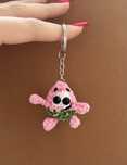 Szydełkowy brelok „Patrick Star”