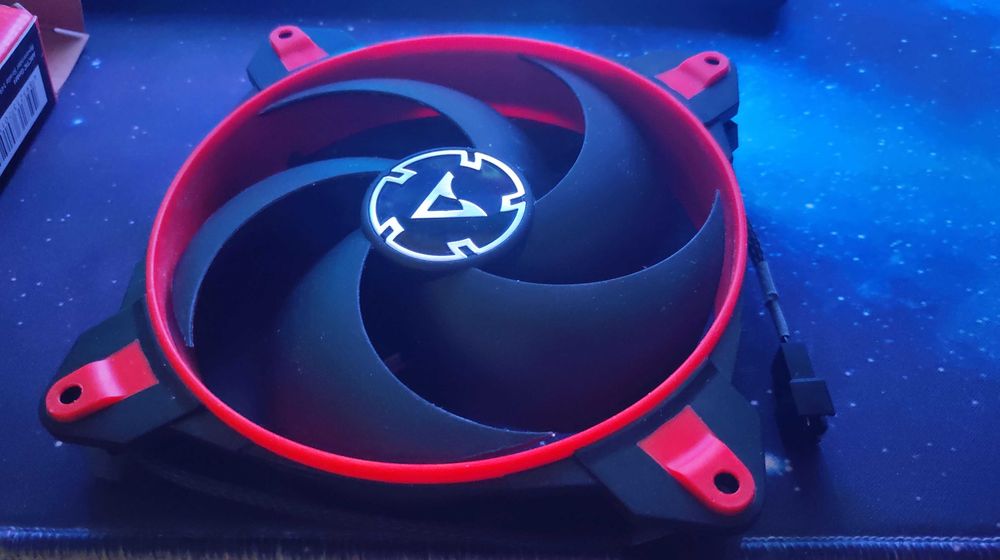 Кулер на пк arctic bionix p140