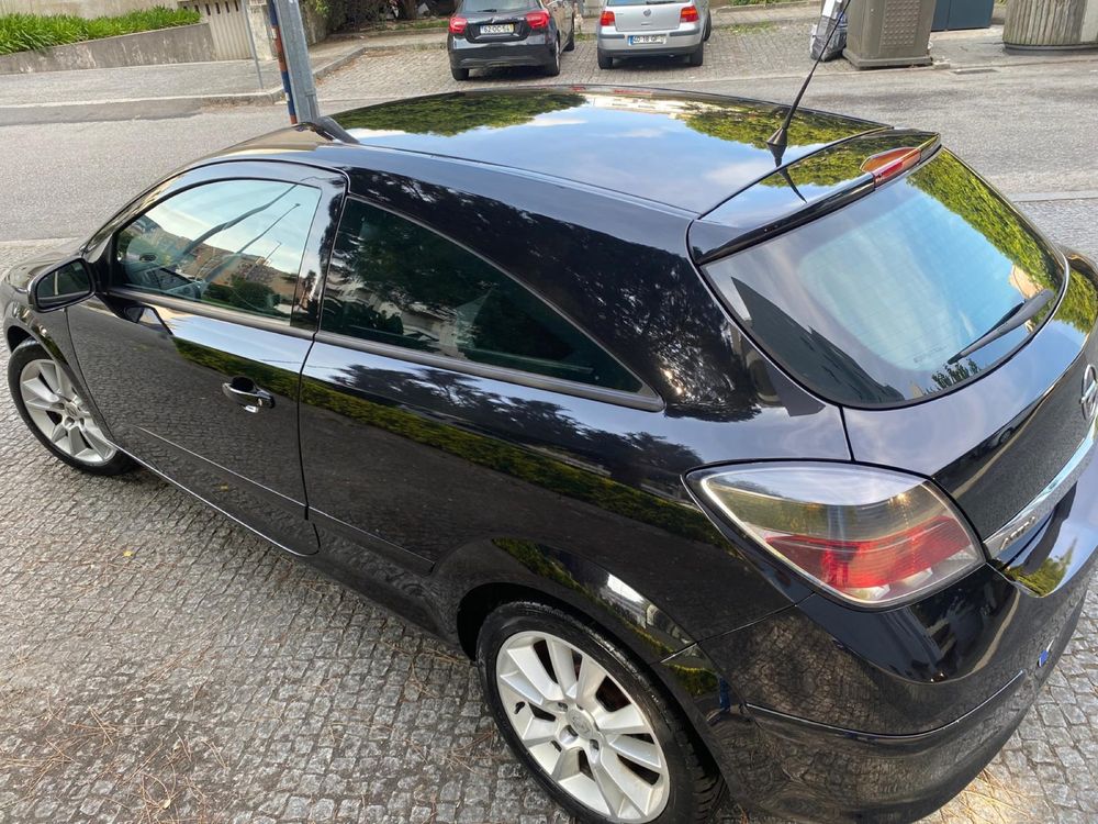 Opel Astra GTC 1.9 150 5LUG 1Dono 250milKM