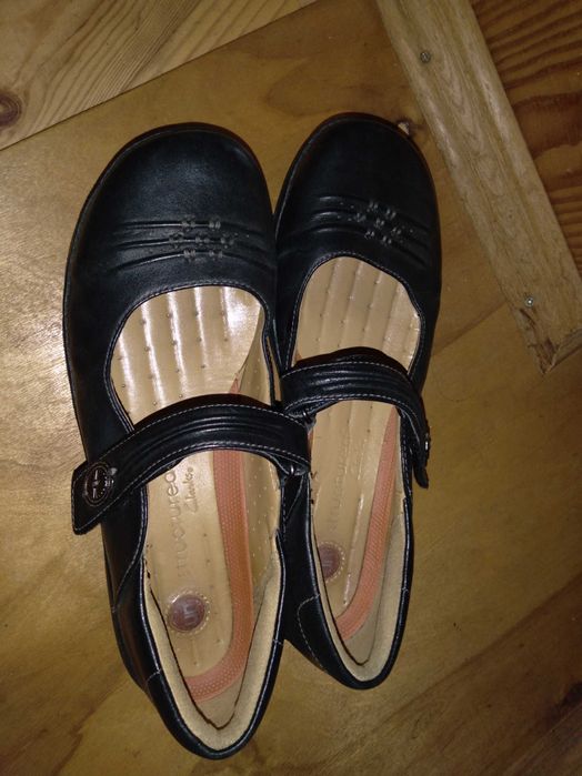 Шкіряні туфлі Clarks, 40 розмір