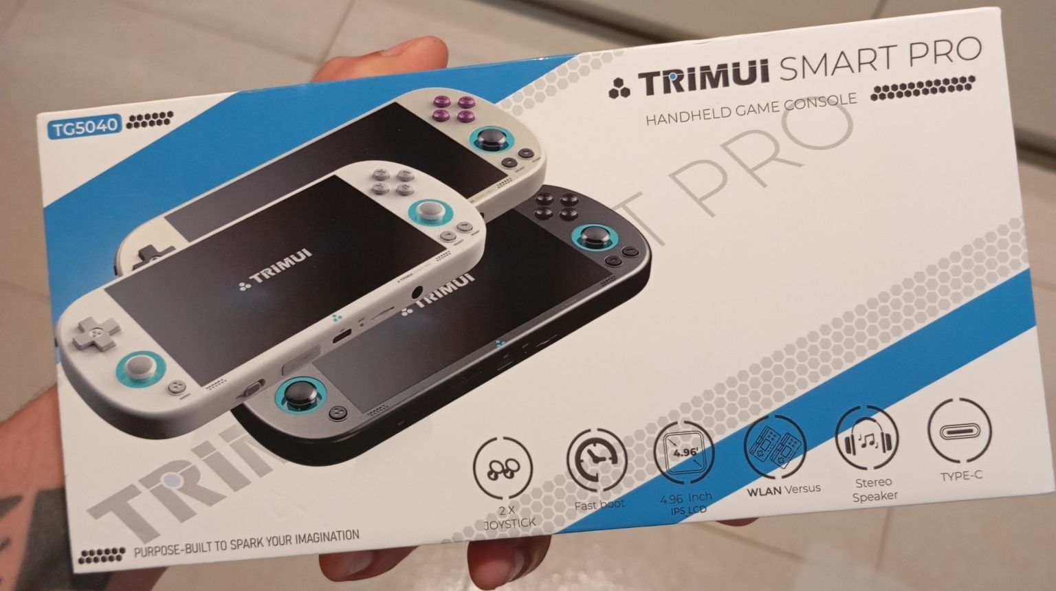 Game console Trimui Smart Pro