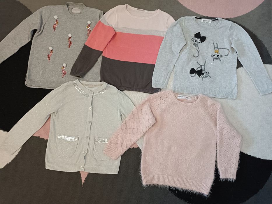 Светр, кофта, реглан для дівчинки 3-4 роки