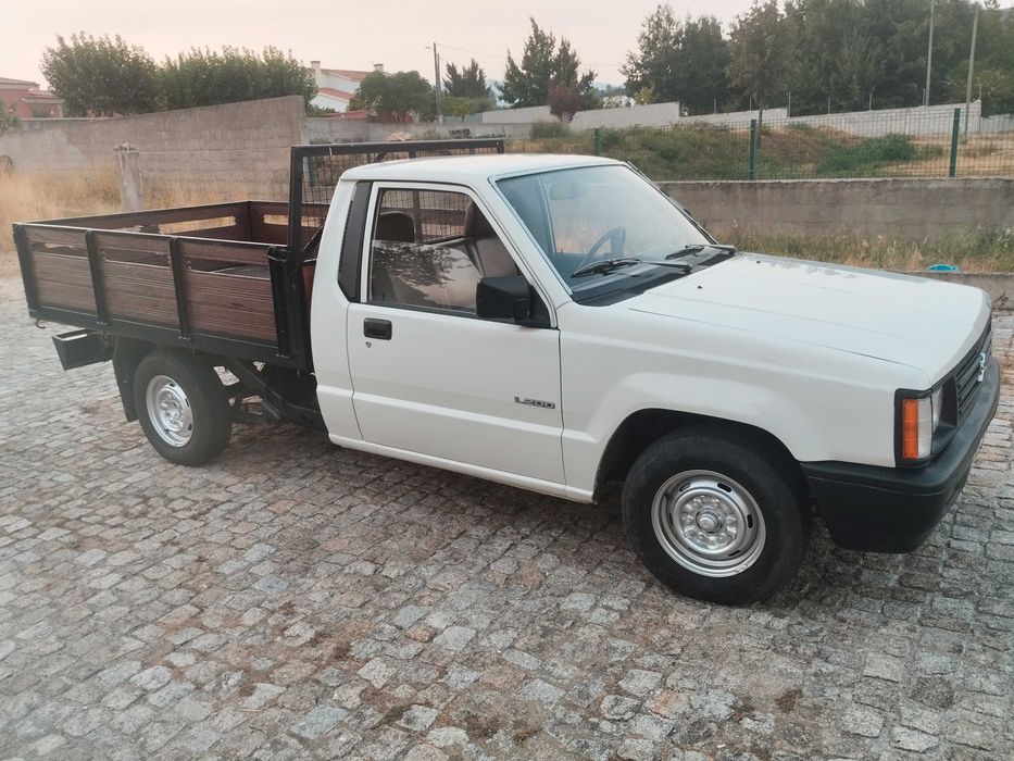Vendo carrinha Mitsubishi l 200