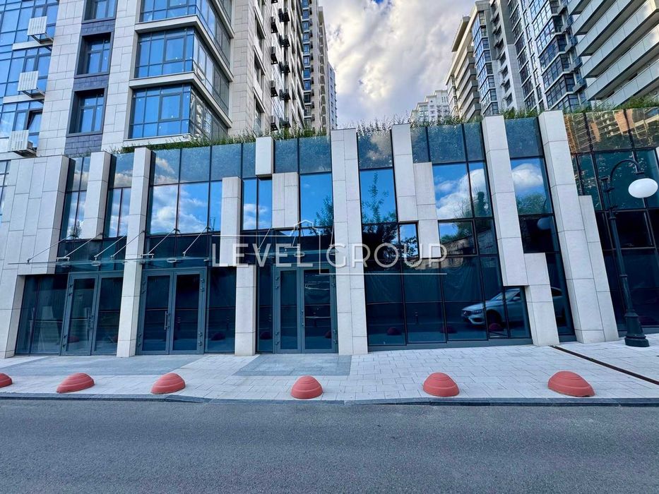 Продаж фасадного комерційного приміщення ЖК Новопечерські Липки.