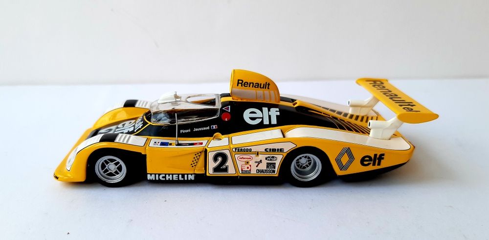 Miniaturas 24 Horas de Le Mans 1/43 novas com cx acrilica