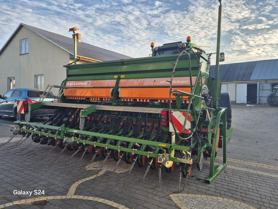 Agregat uprawno siewny Amazone ad 4000